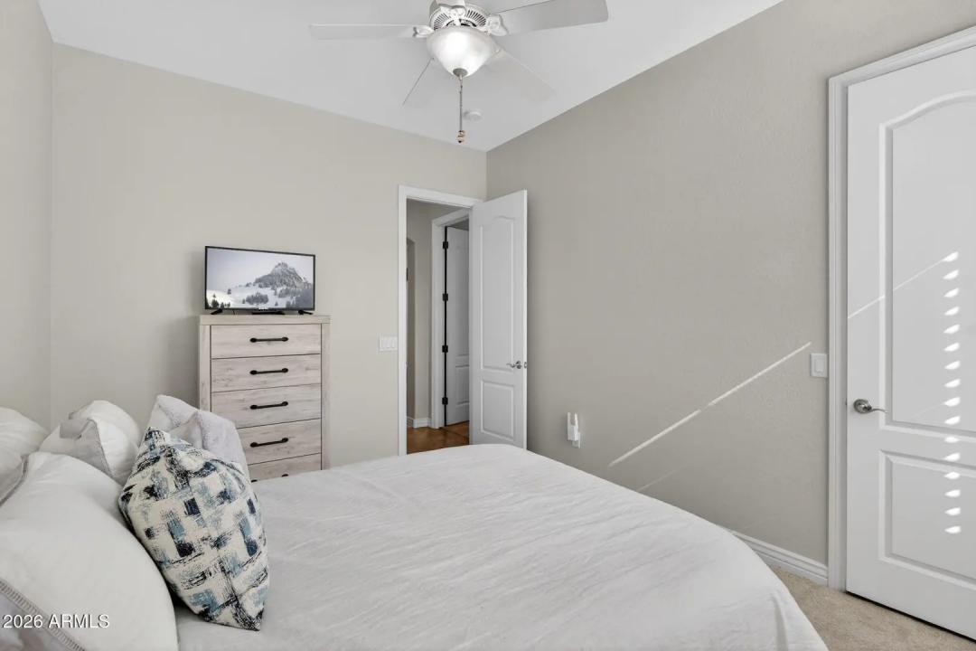Real Estate Picture 29