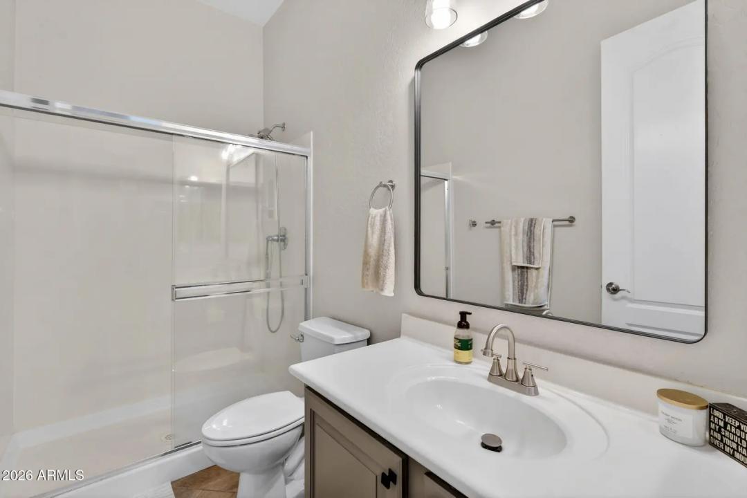 Real Estate Picture 30