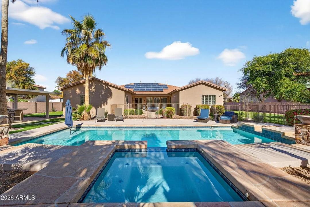 Real Estate Picture 32