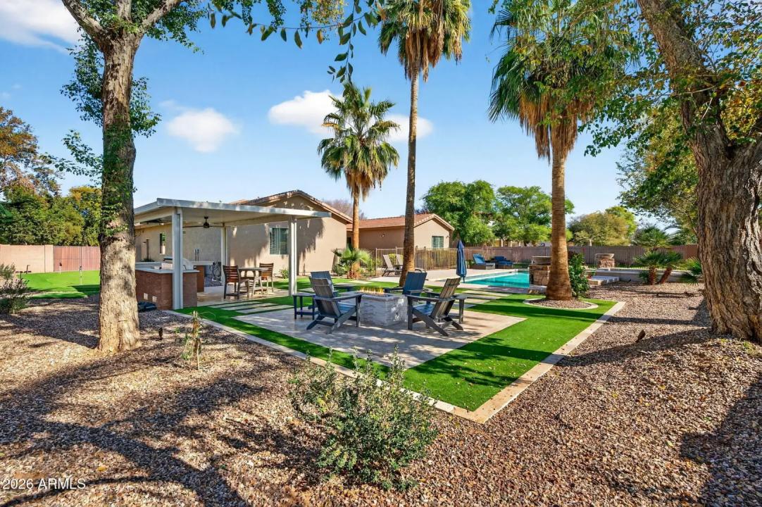 Real Estate Picture 34