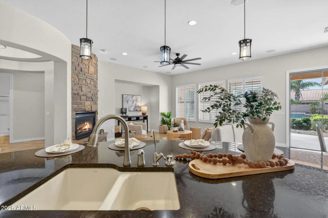 Real Estate Picture 13