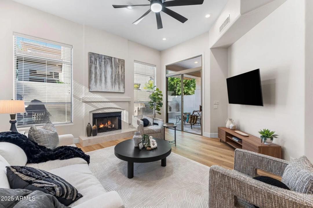 7266 E DEL ACERO Drive Scottsdale AZ 85258