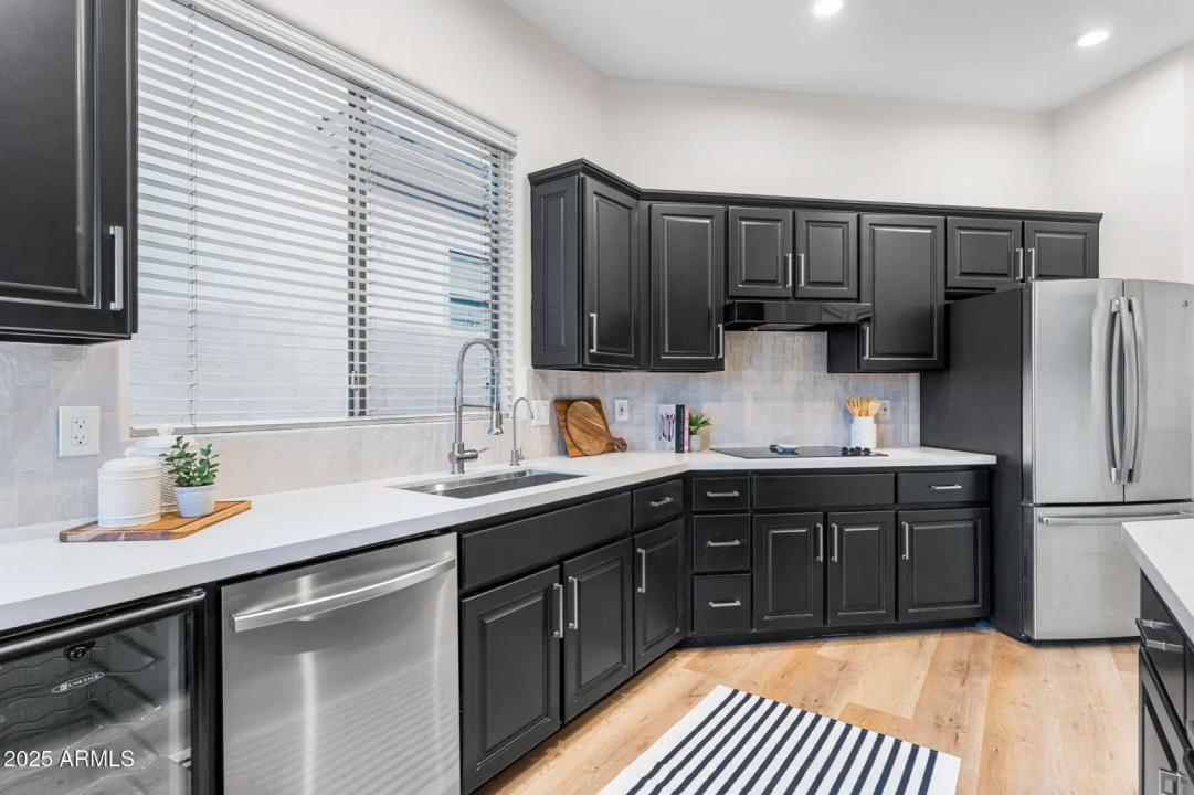 Real Estate Picture 13