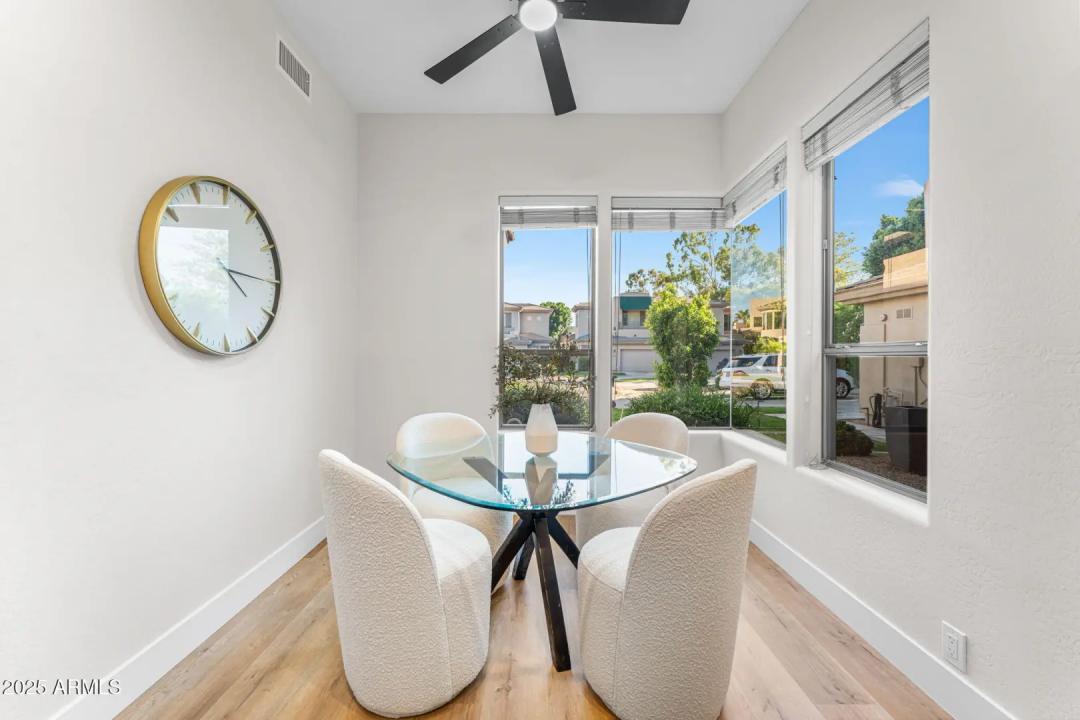 Real Estate Picture 17