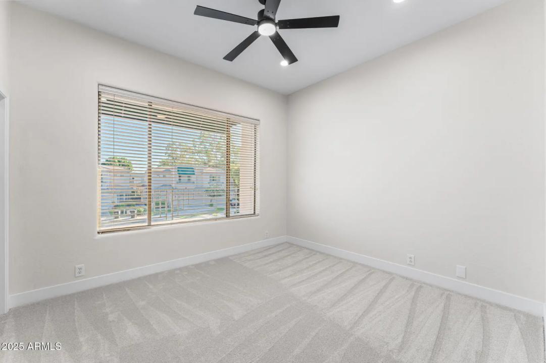 Real Estate Picture 36