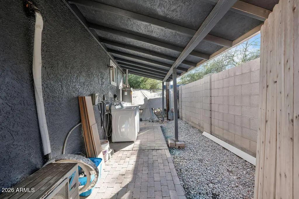 Real Estate Picture 12