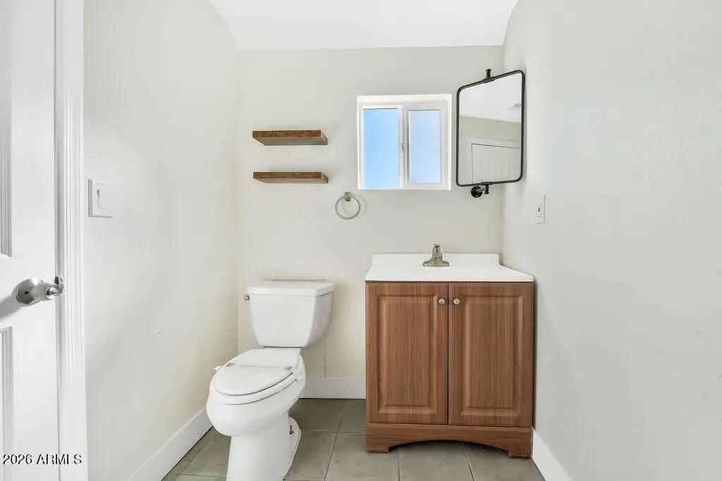 Real Estate Picture 11