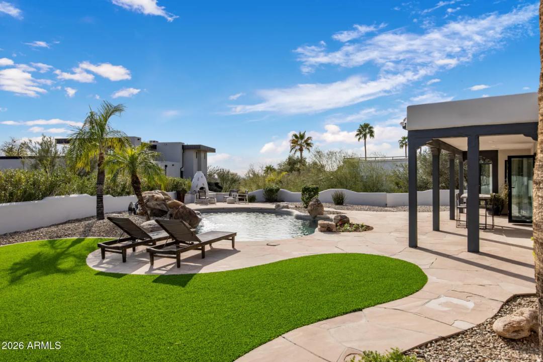 Real Estate Picture 29