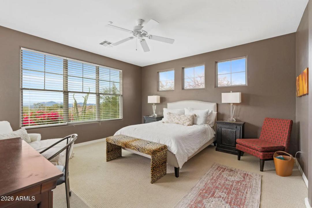 Real Estate Picture 10