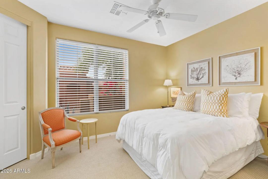 Real Estate Picture 13