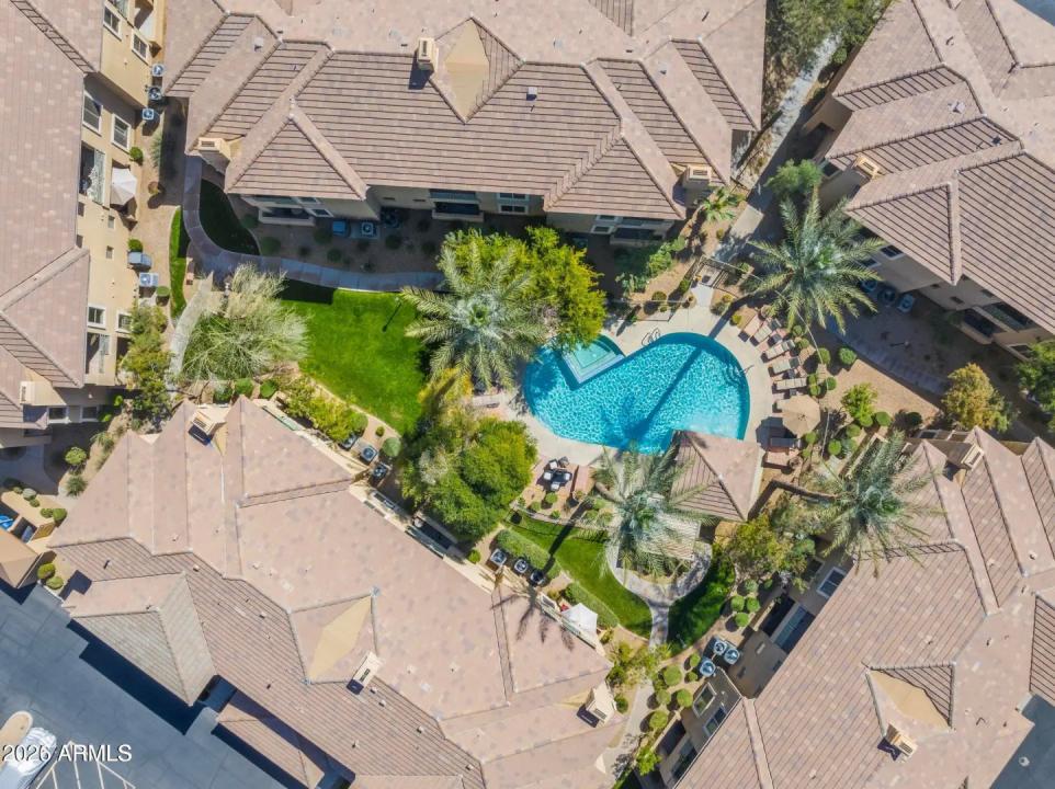 Real Estate Picture 36