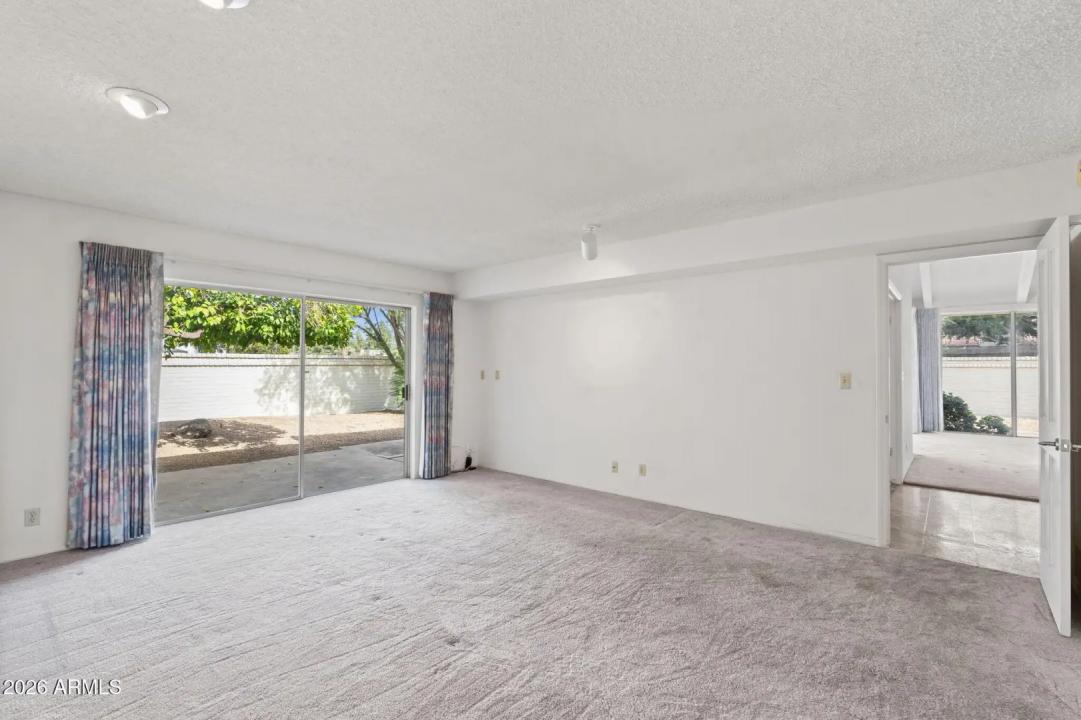 Real Estate Picture 29