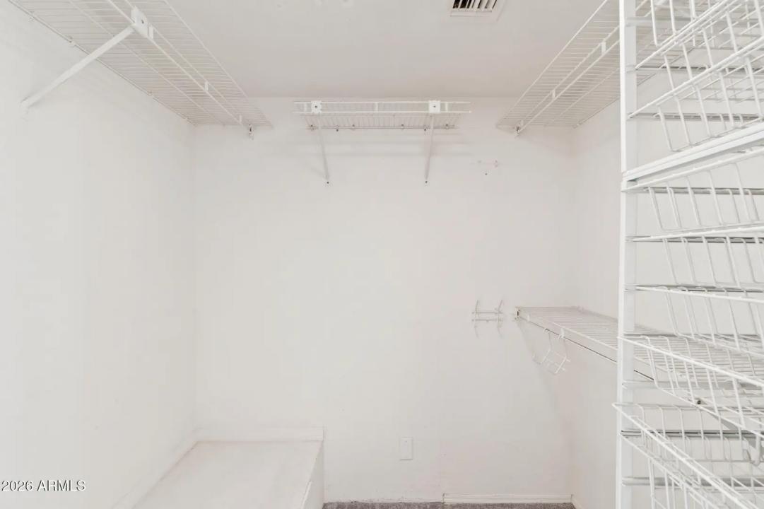 Real Estate Picture 32