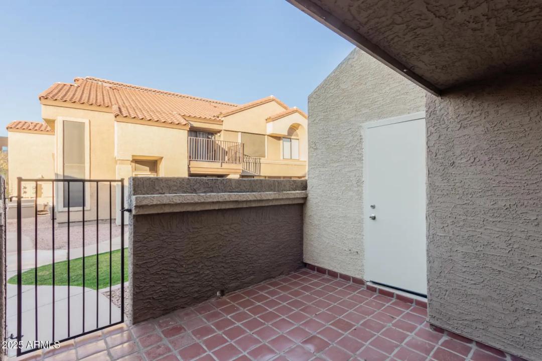 Real Estate Picture 14