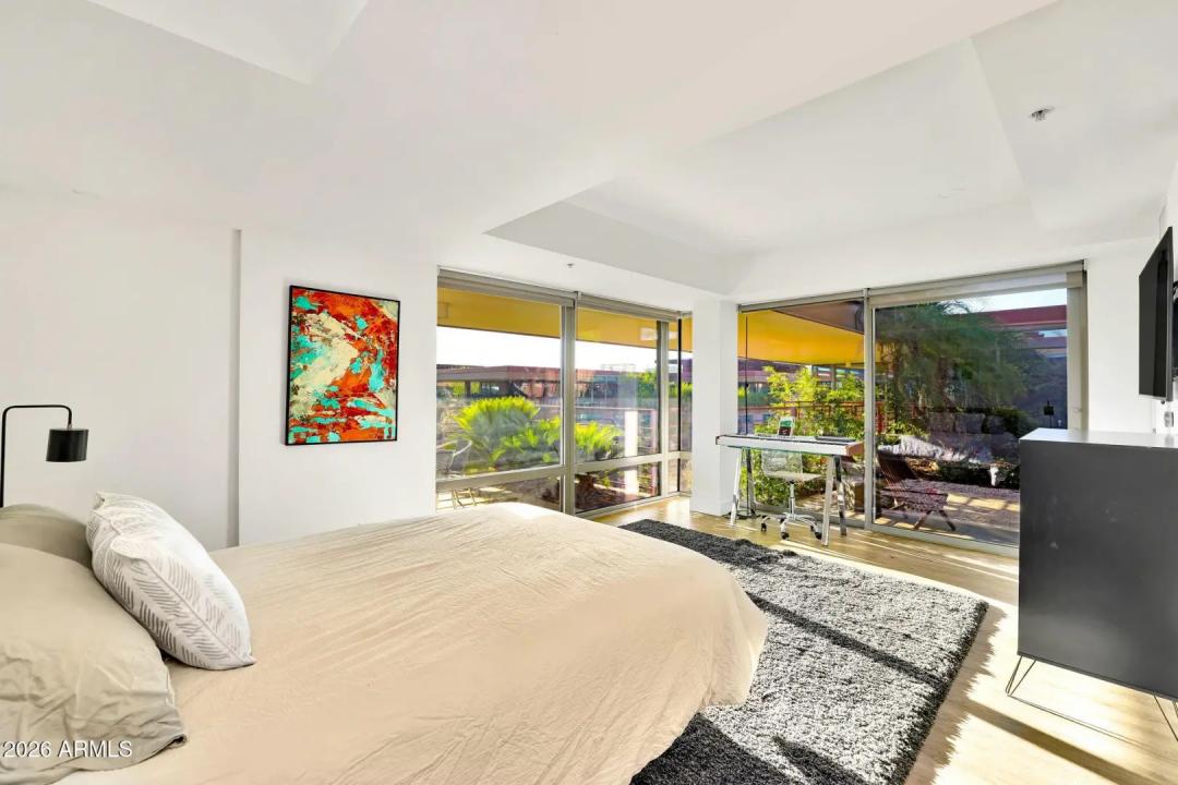 Real Estate Picture 19