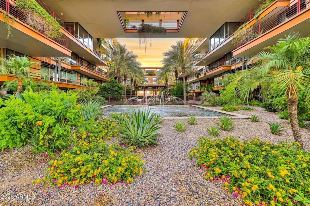 Real Estate Picture 33