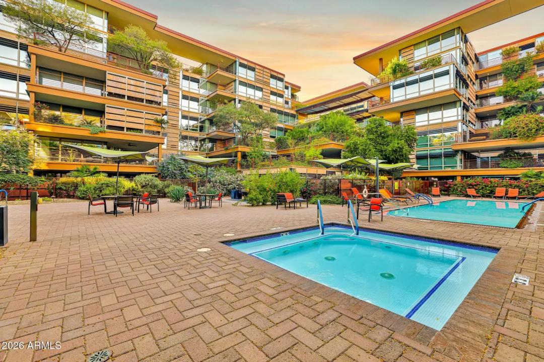 Real Estate Picture 32