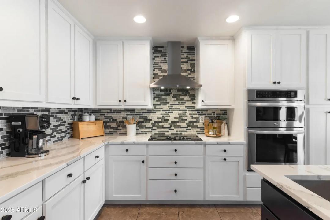 Real Estate Picture 13