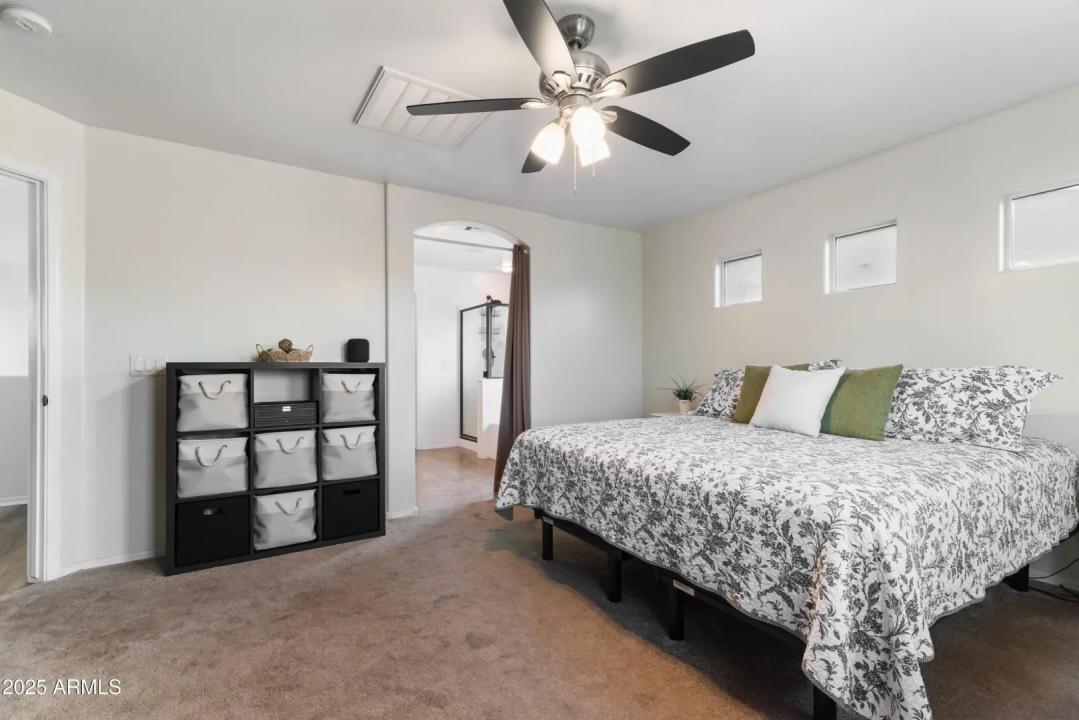 Real Estate Picture 23