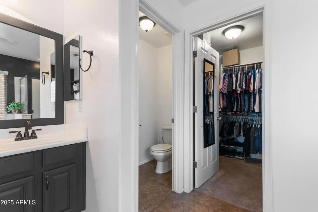 Real Estate Picture 28