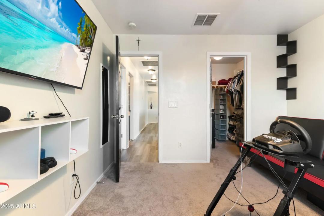 Real Estate Picture 35
