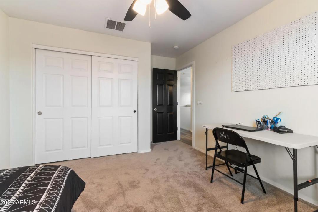 Real Estate Picture 37