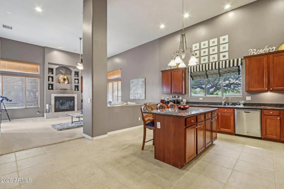 Real Estate Picture 13