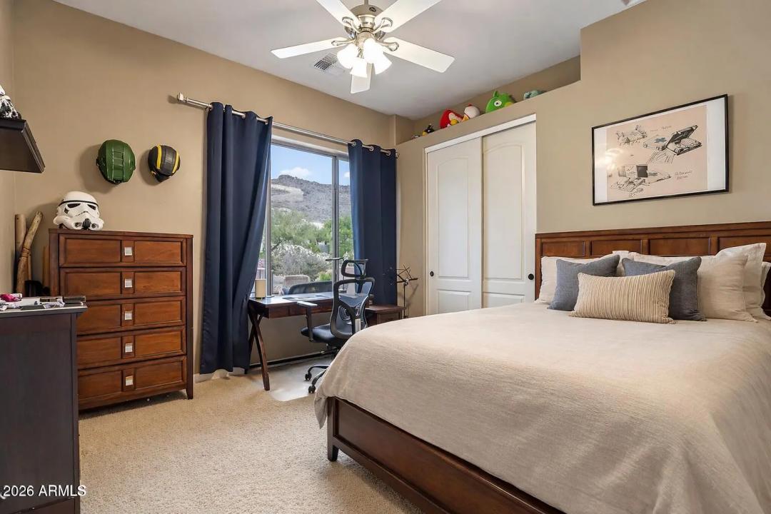 Real Estate Picture 16