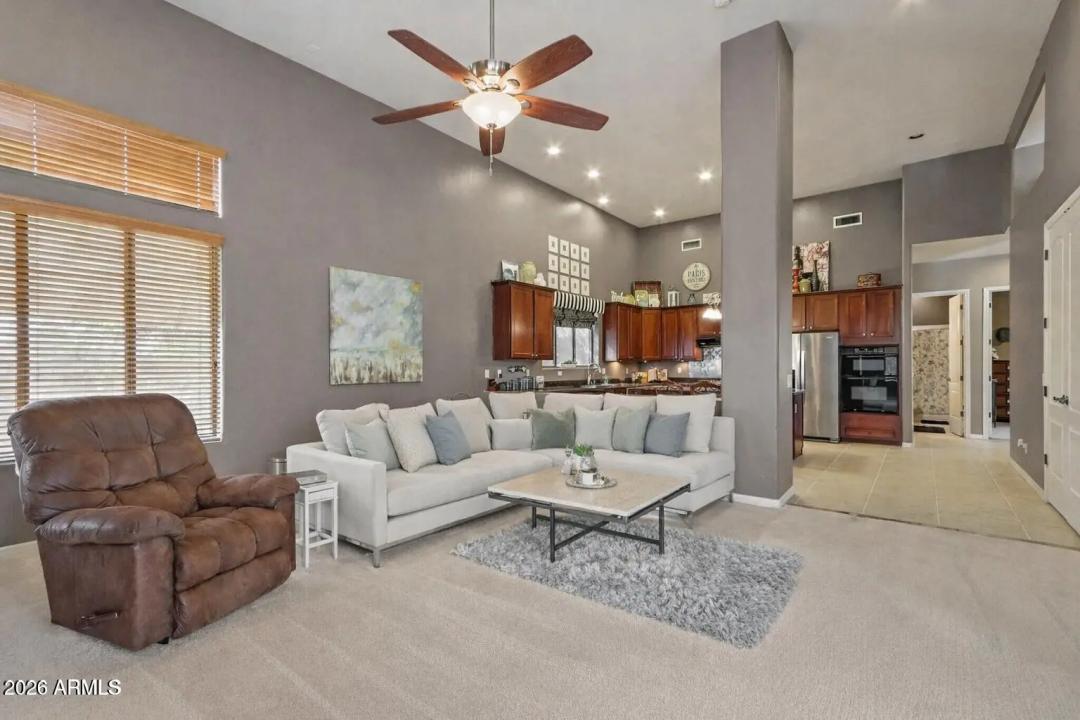 Real Estate Picture 13