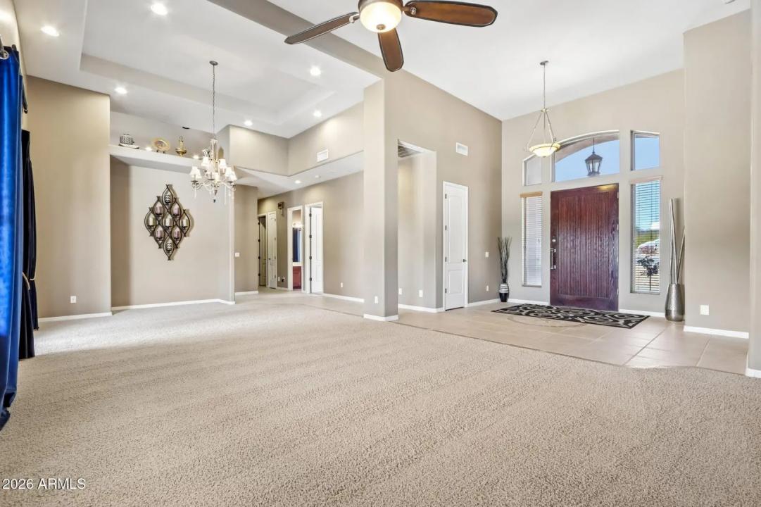 Real Estate Picture 7