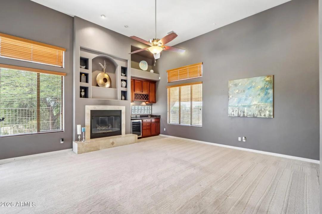 Real Estate Picture 17