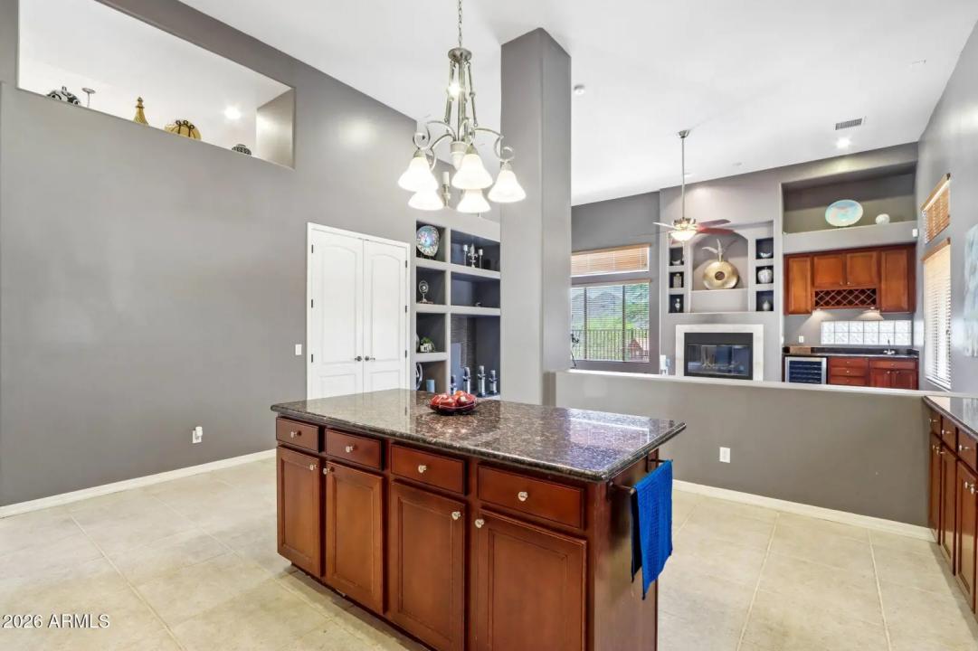 Real Estate Picture 15