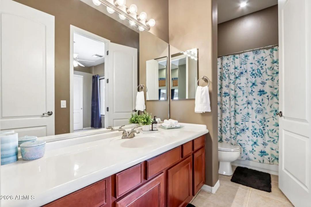 Real Estate Picture 33
