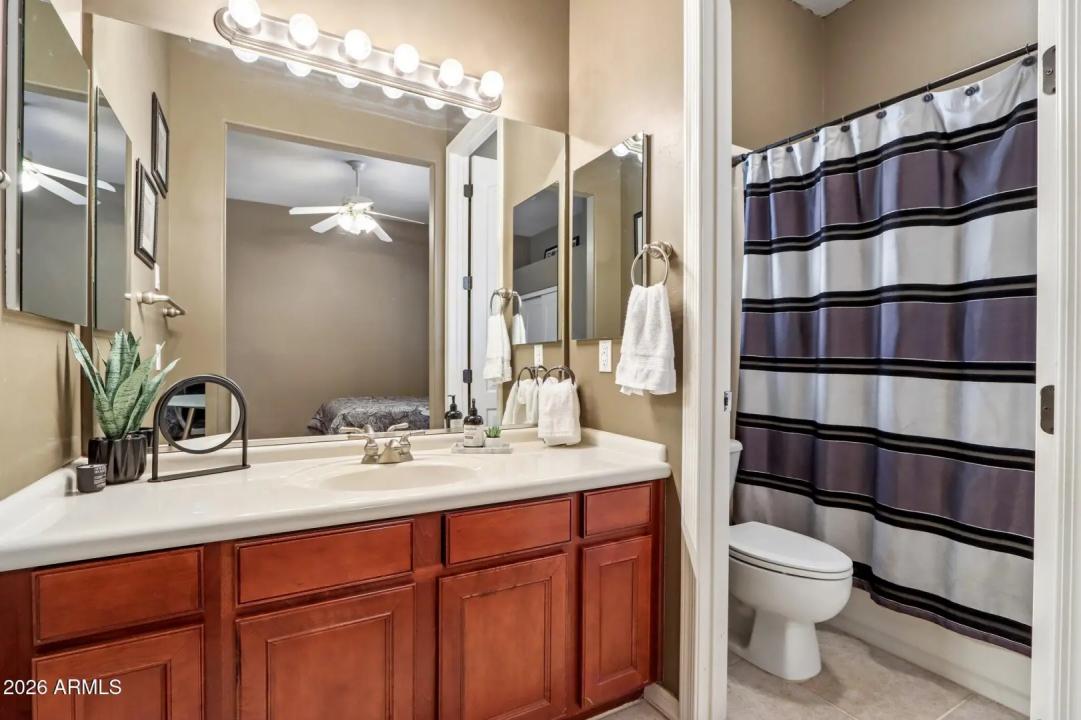 Real Estate Picture 35