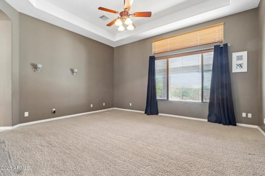 Real Estate Picture 24