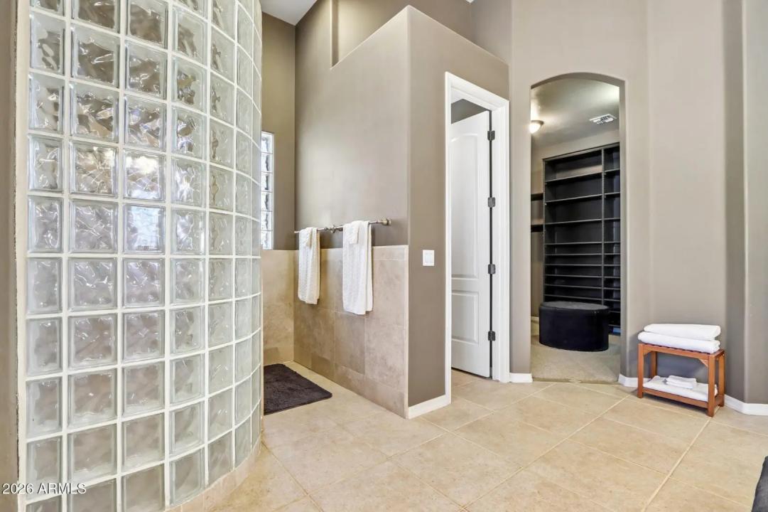 Real Estate Picture 29