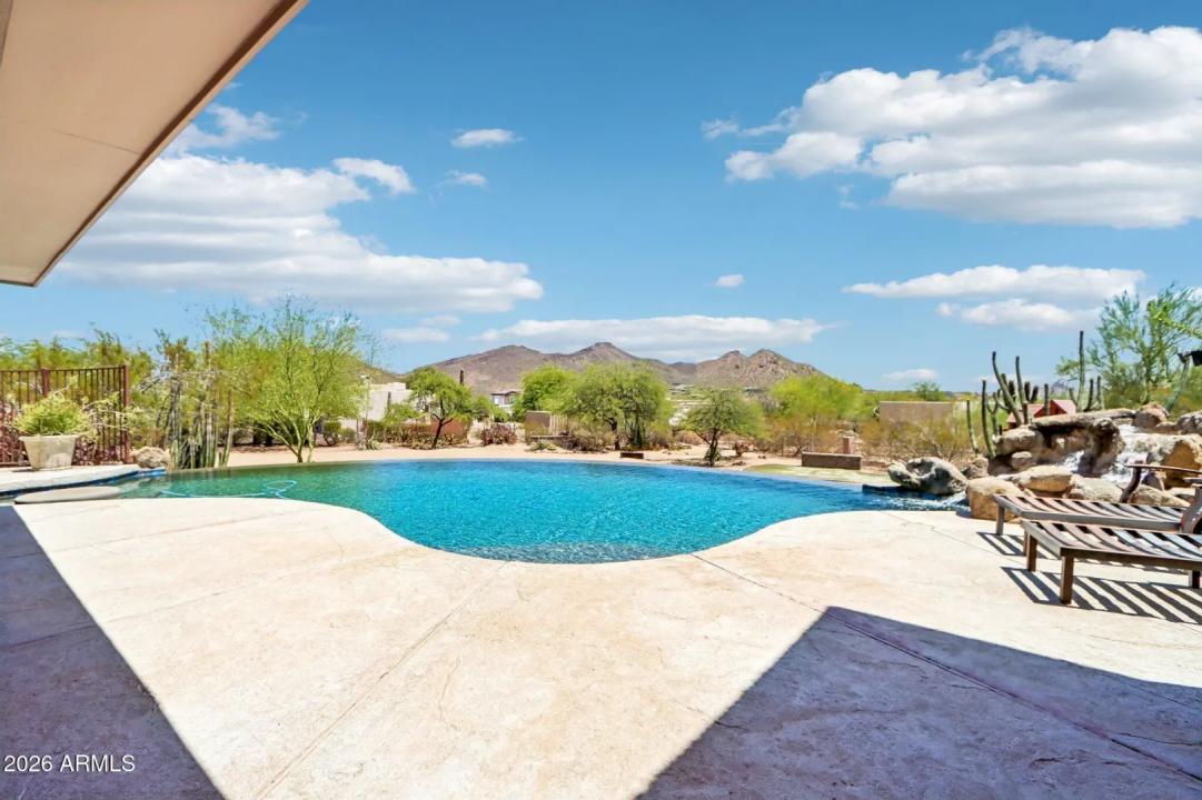 Real Estate Picture 37