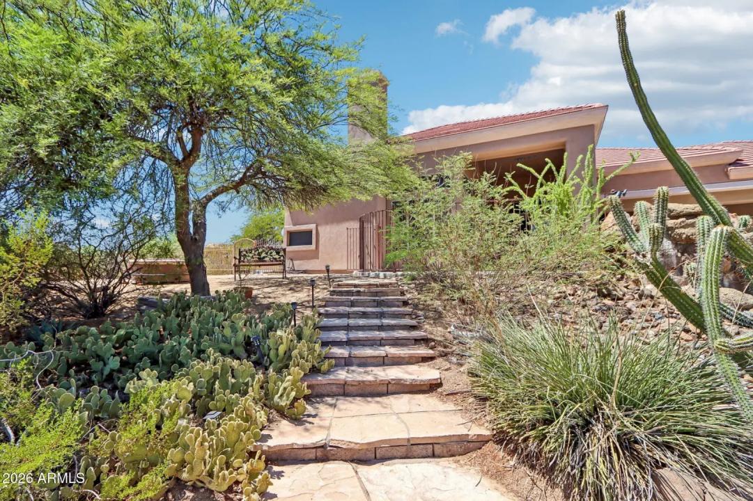 Real Estate Picture 43