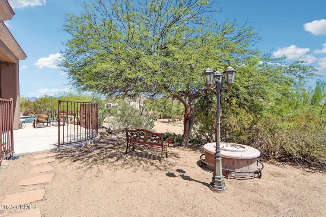 Real Estate Picture 42