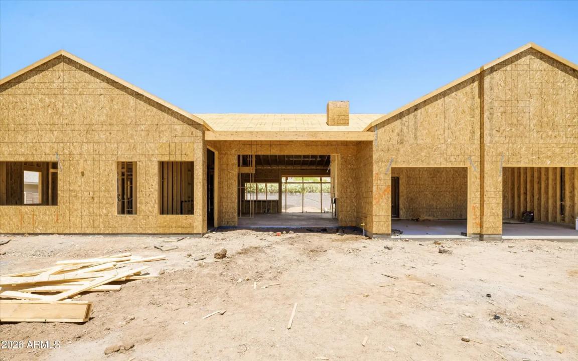 Real Estate Picture 8