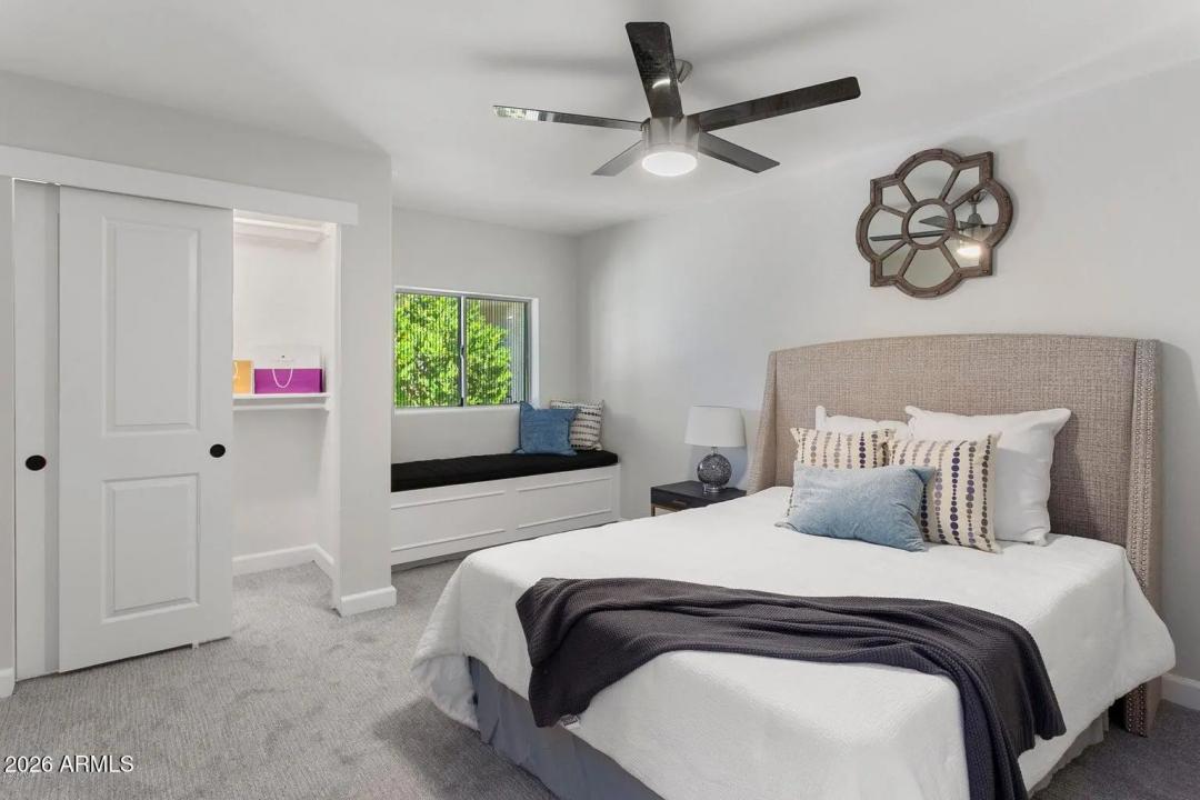 Real Estate Picture 15