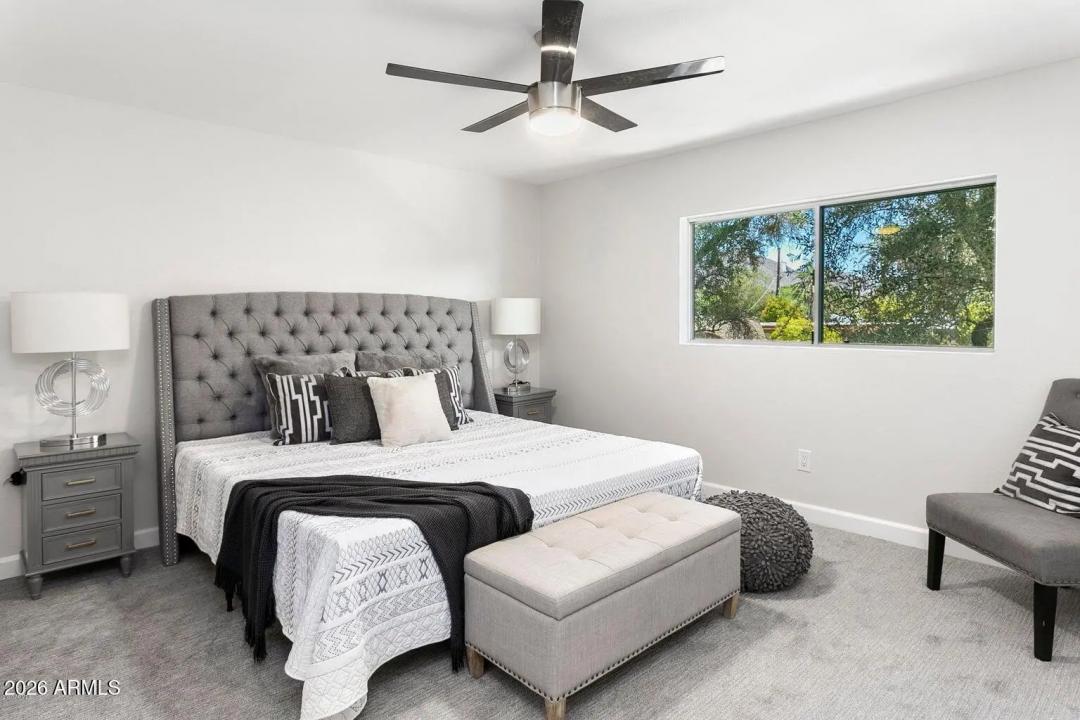 Real Estate Picture 17