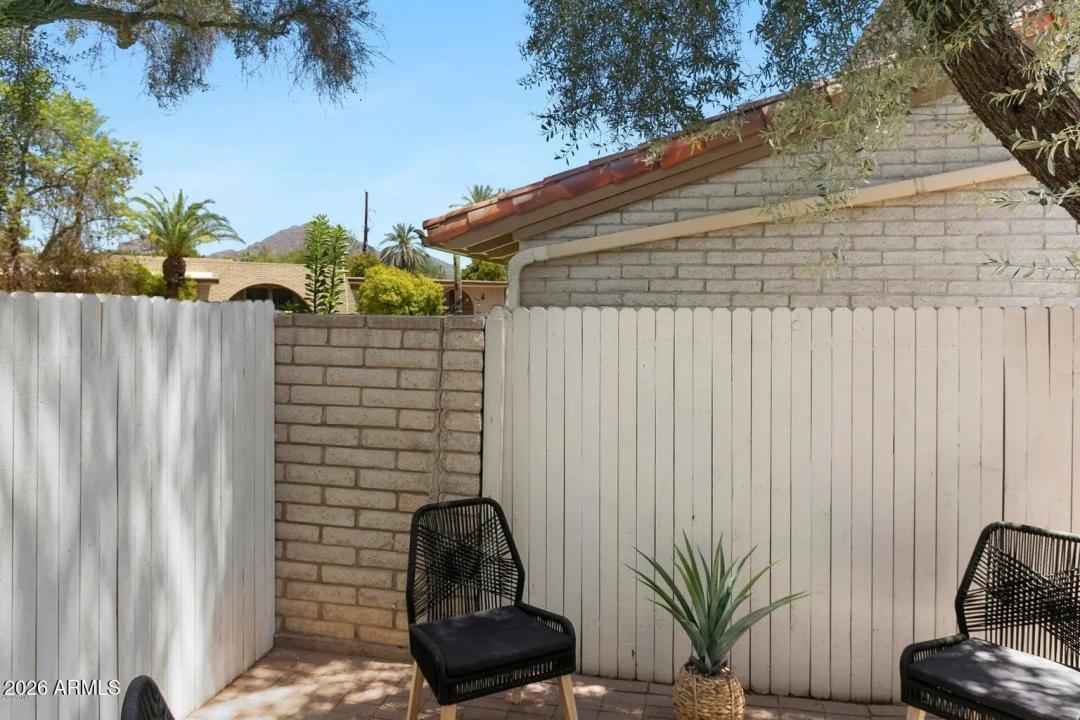 Real Estate Picture 20