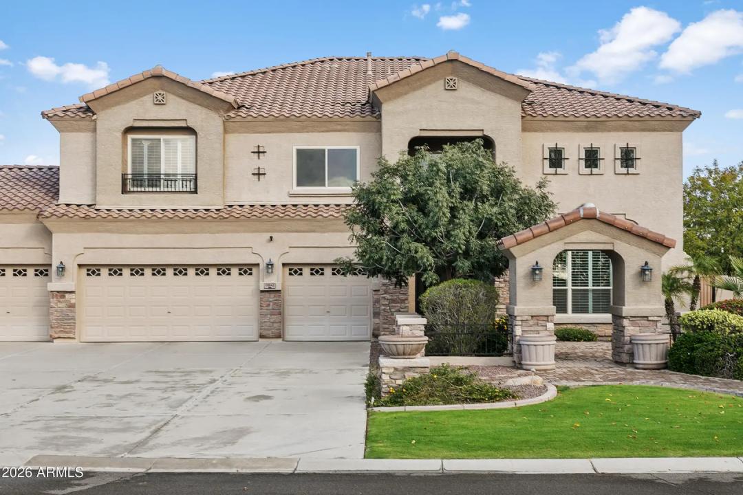 Real Estate Picture 6