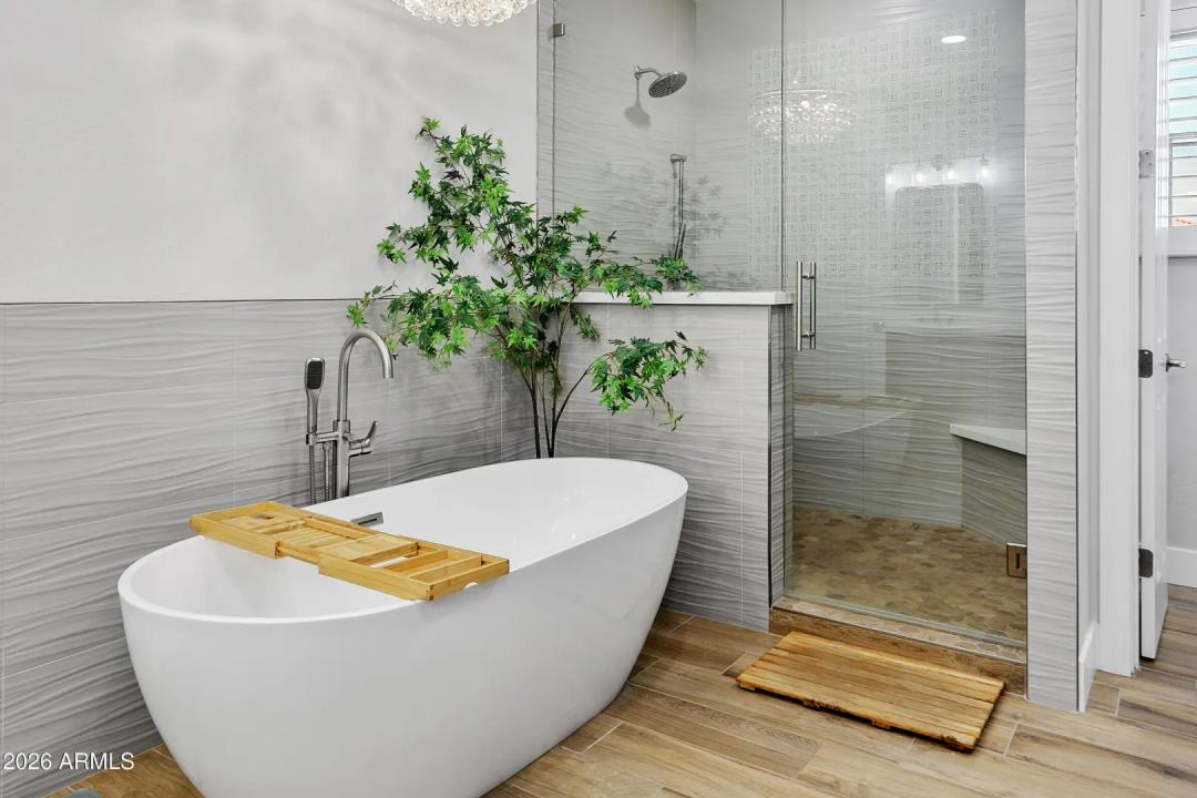 Real Estate Picture 39