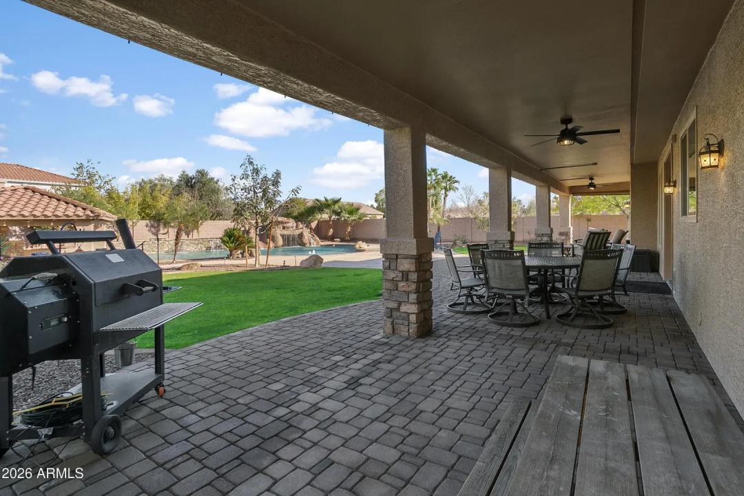 Real Estate Picture 52