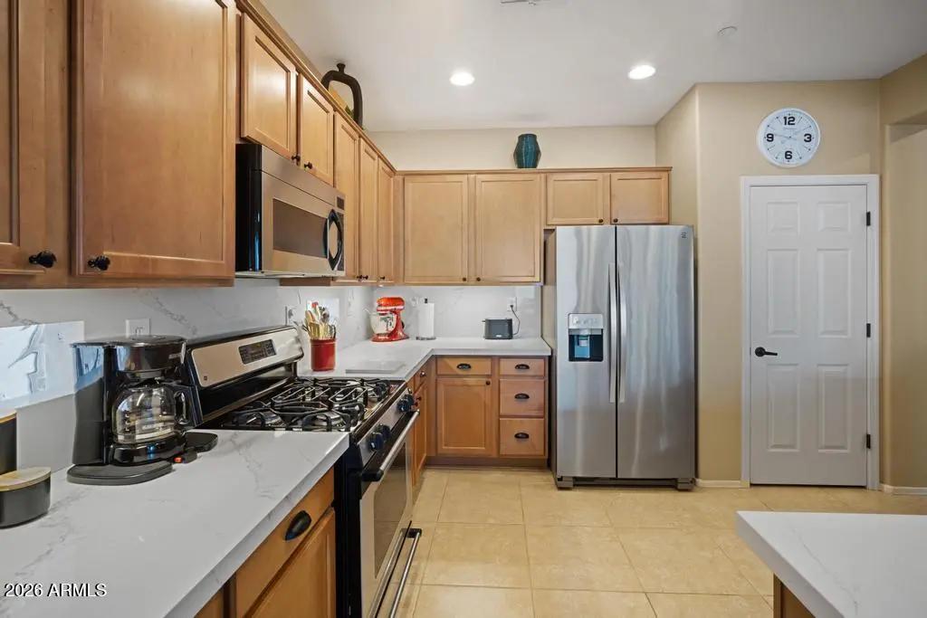 Real Estate Picture 19