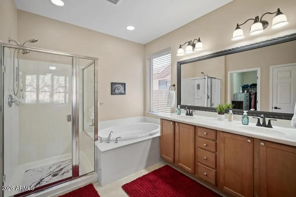 Real Estate Picture 22