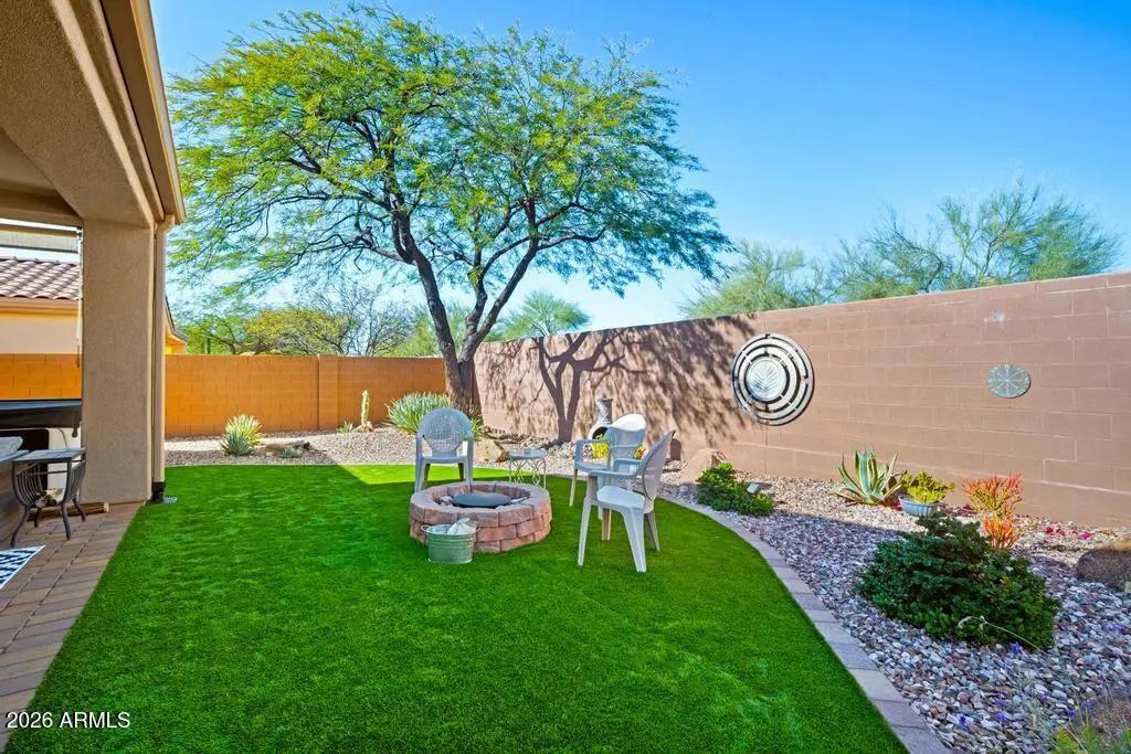 Real Estate Picture 33