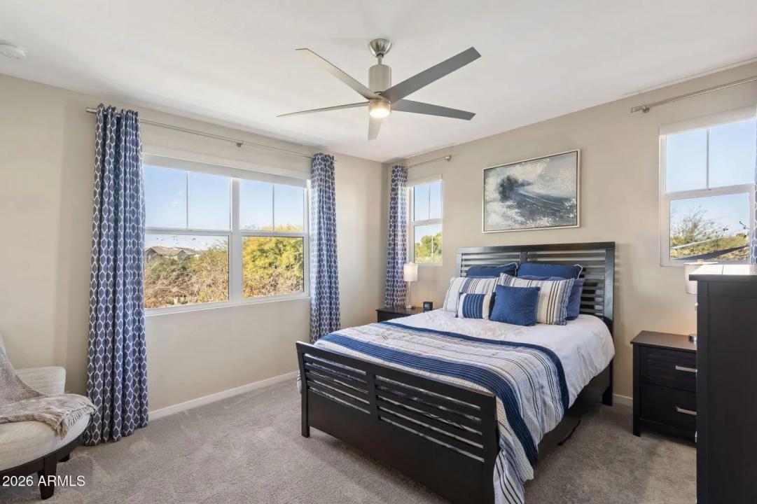 Real Estate Picture 15